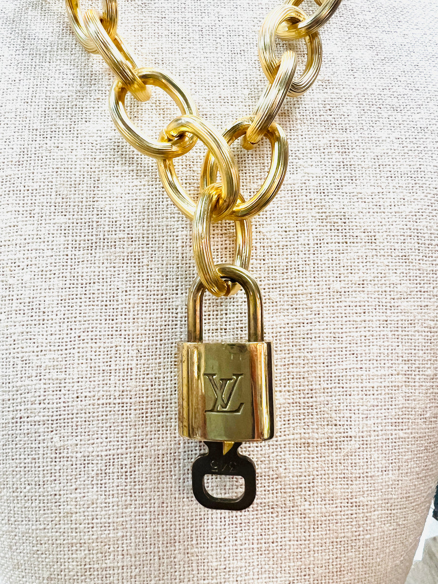 Louis Vuitton, Accessories, 29 Auth Louis Vuitton Padlock And One Key  Wcustom Gold Chain Necklace