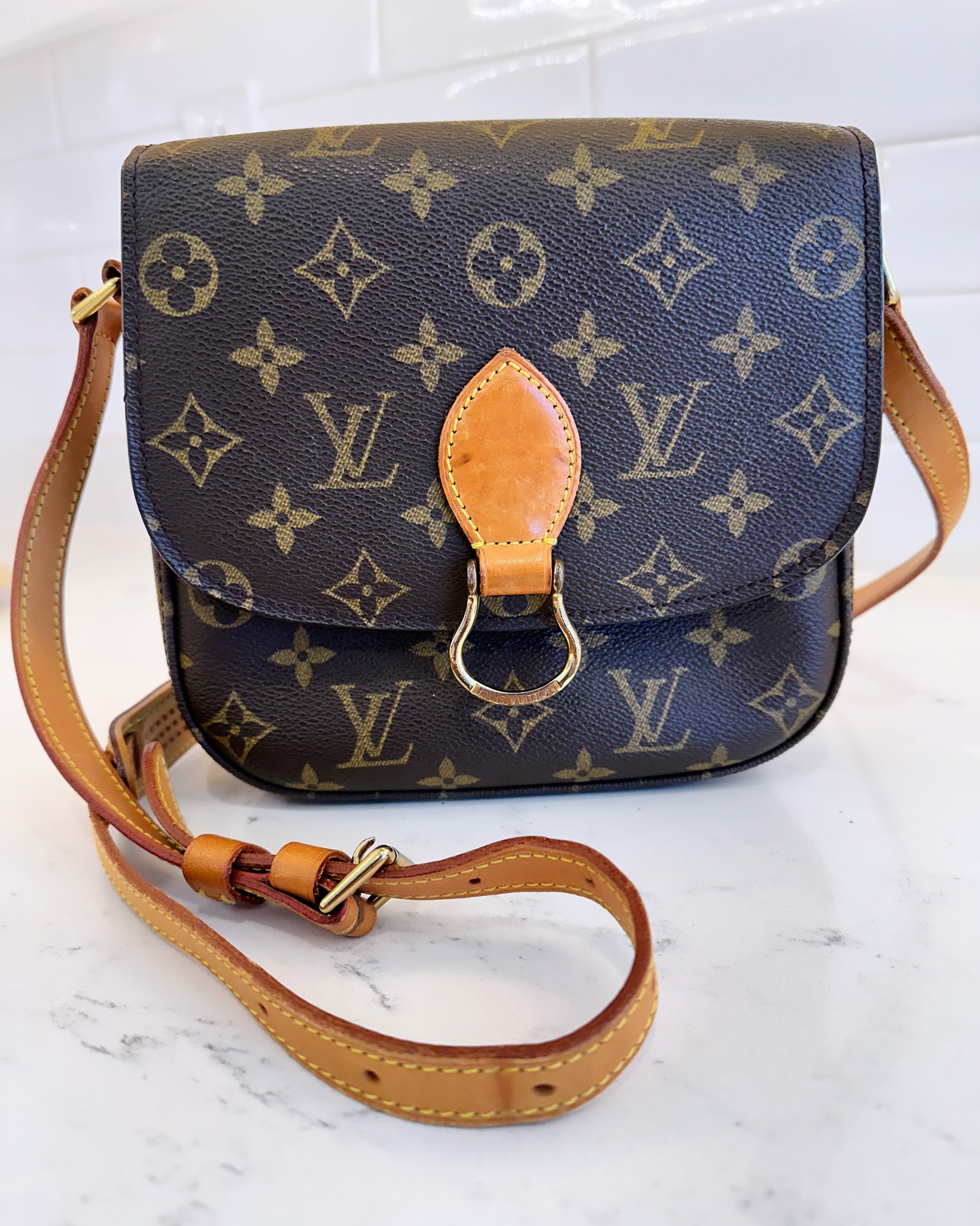 Authentic Louis Vuitton Monogram Saint Cloud MM M51243 Shoulder Cross Bag  9942F