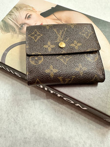 Louis Vuitton, Bags, Vintage Authentic Louis Vuitton Lv Monogram Elise  Wallet
