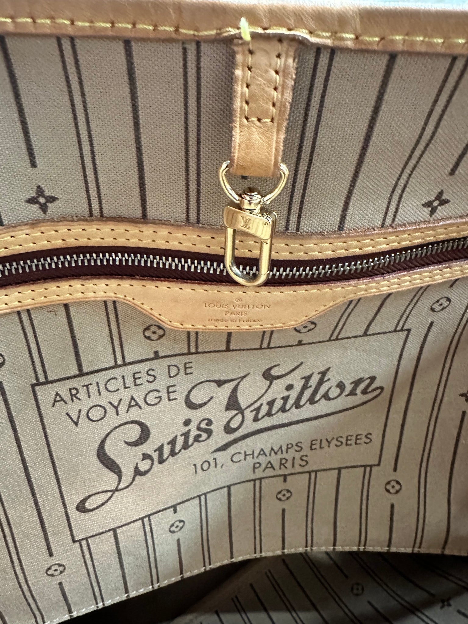 Louis Vuitton, Bags, Authentic Louis Vuitton Neverfull Gm