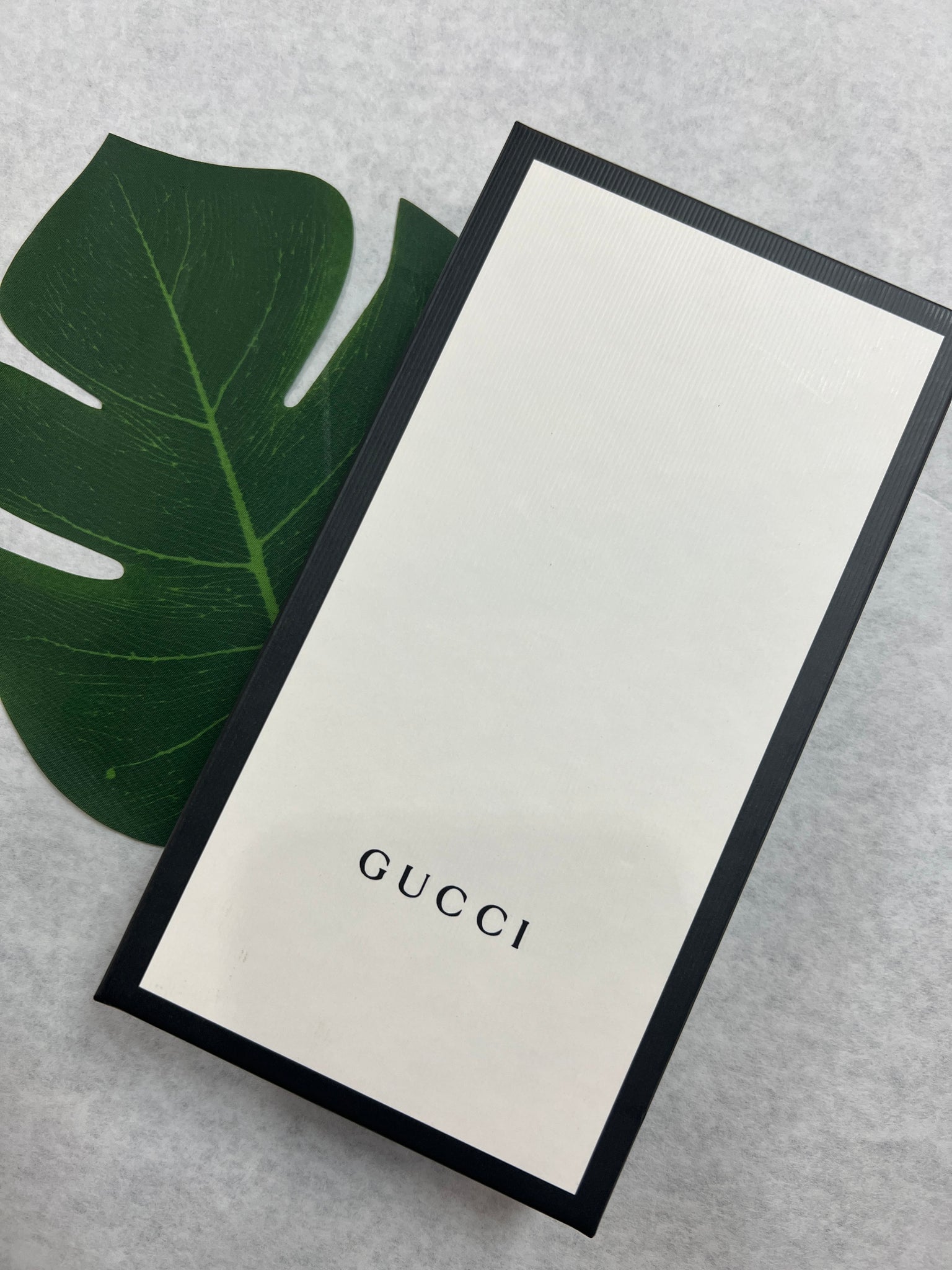 New Authentic Gucci 391465 Micro GG Leather XL Zip Around Travel Wallet