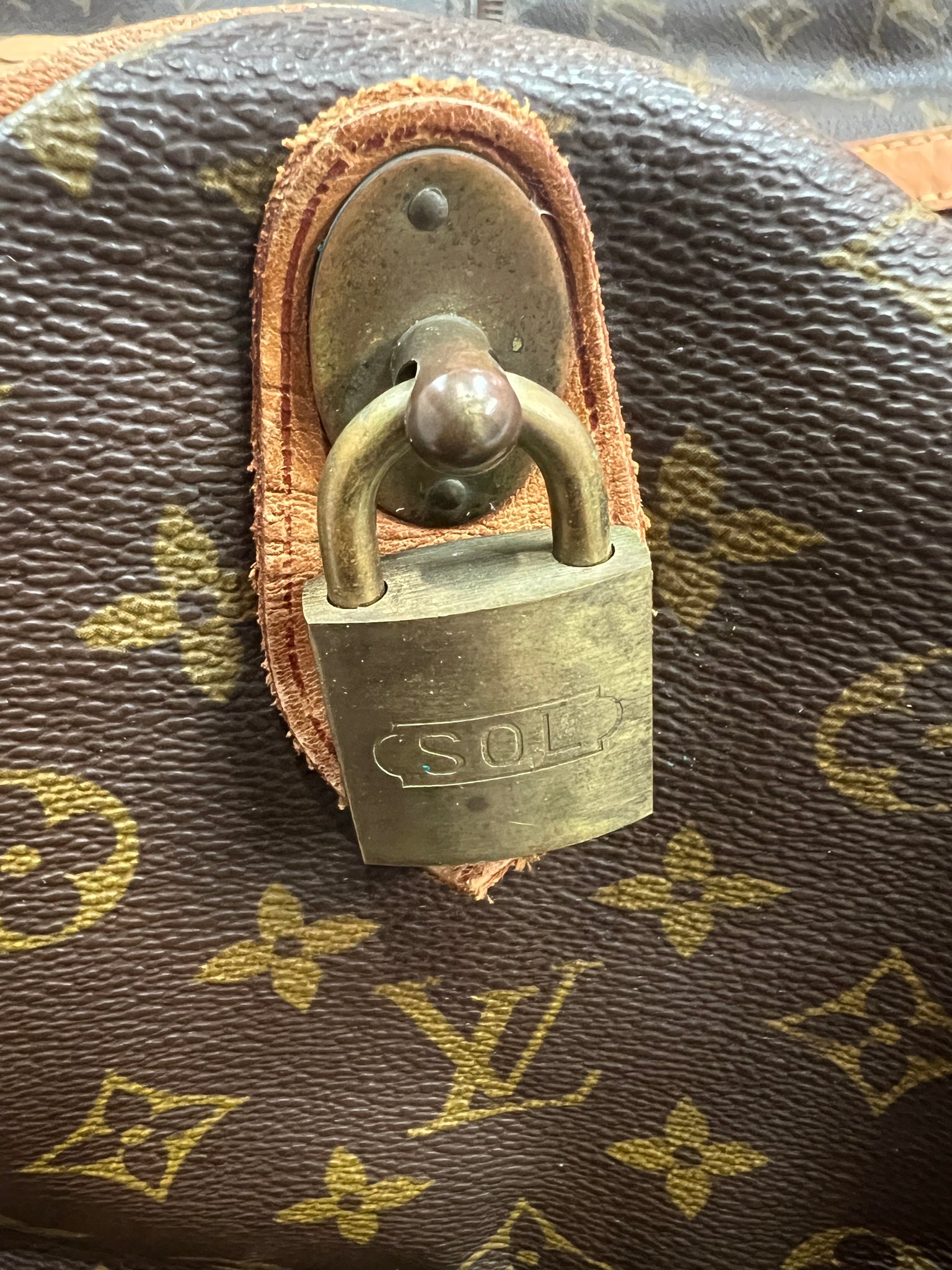 Louis Vuitton Keepall Travel bag 242097