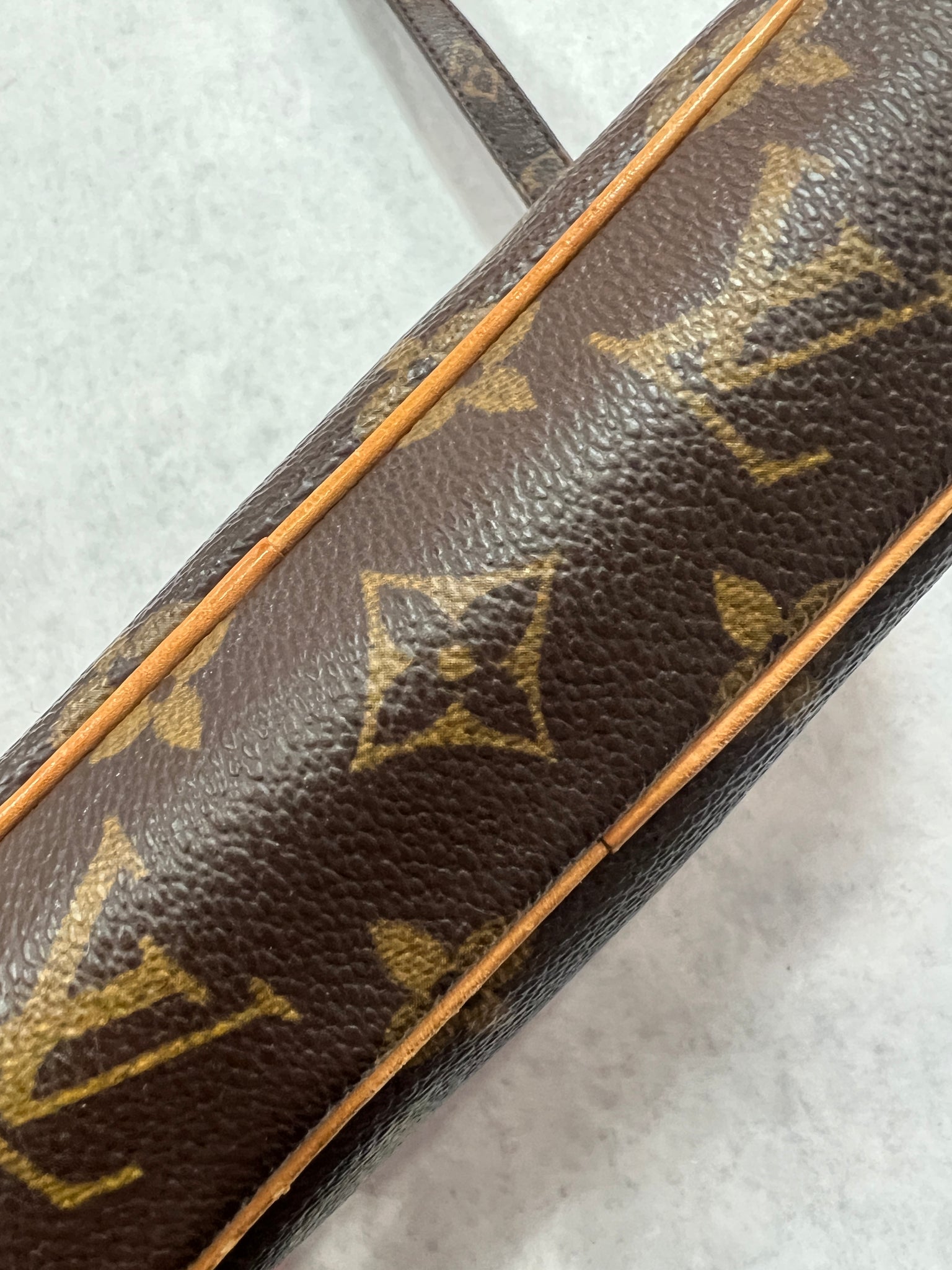 Best Louis Vuitton Vintage Monogram Marly Crossbody for sale in Las Vegas,  Nevada for 2023