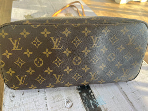 Authentic Louis Vuitton * VERY RARE* Neverfull MM Crocodile Exotic