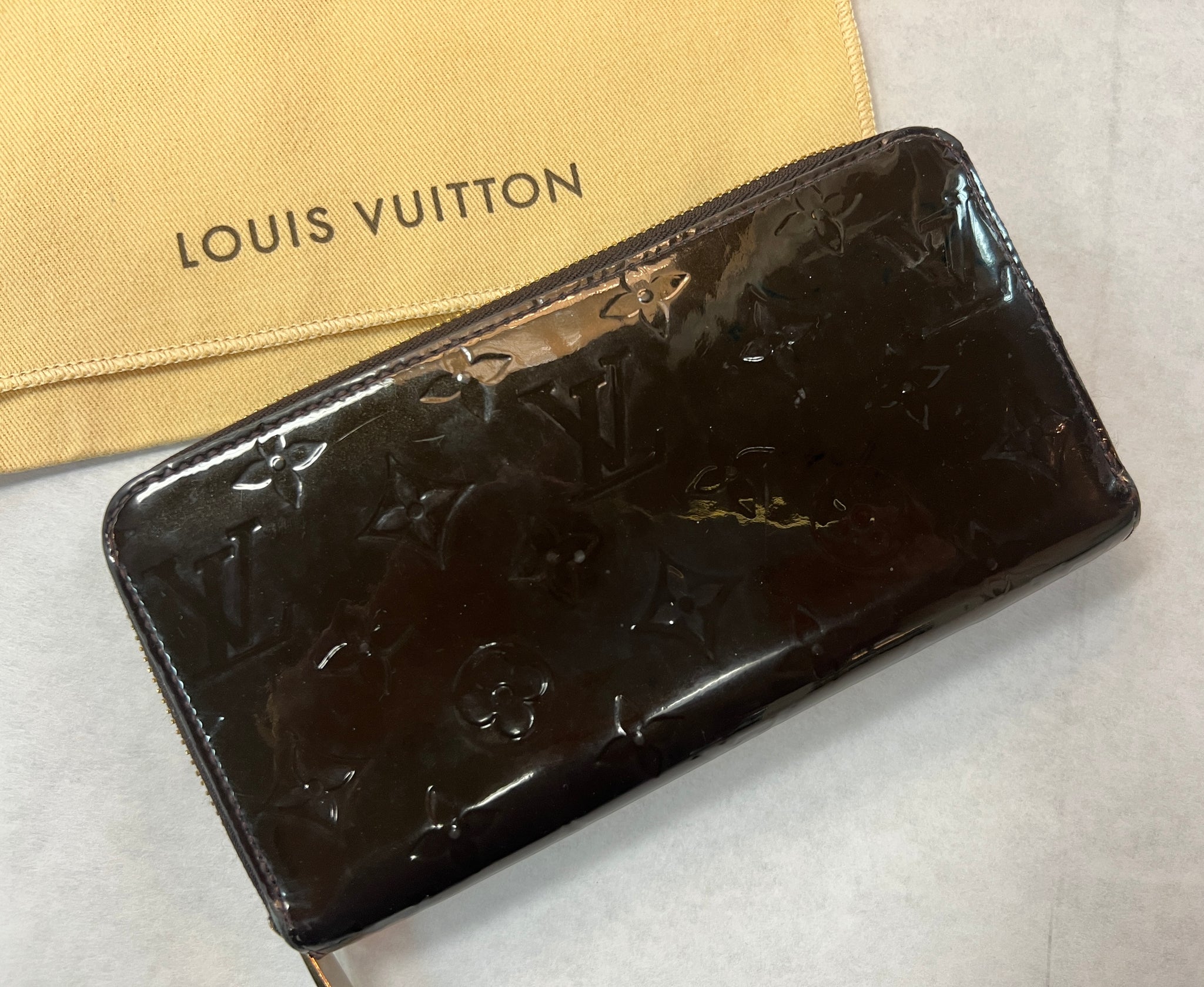 Louis Vuitton Monogram Amarante Zippy Leather Wallet